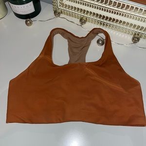 Lululemon bra